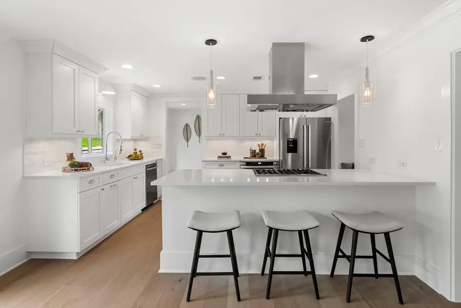 3415 Shinoak Dr, Austin, TX 78731 - Image #2