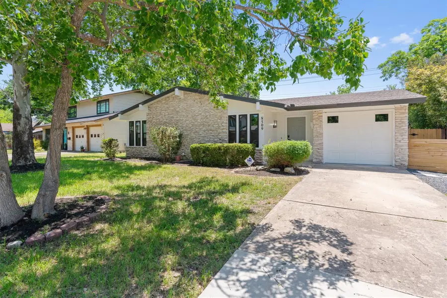 8509 Rockwood Ln, Austin, TX 78757 - #2
