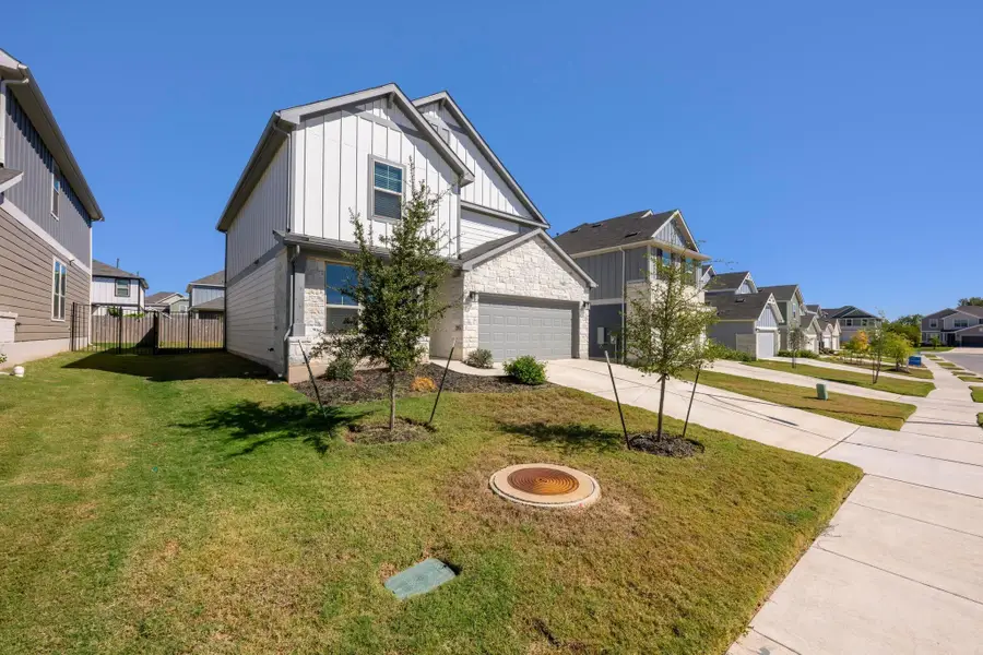 5408 Mars Ln, Austin, TX 78724 - Image #2