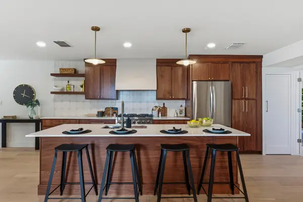 623 Amesbury Ln, Austin, TX 78752