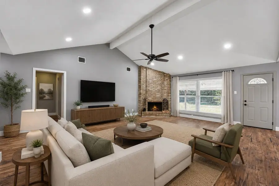 700 Woodview Dr, Georgetown, TX 78628 - #3