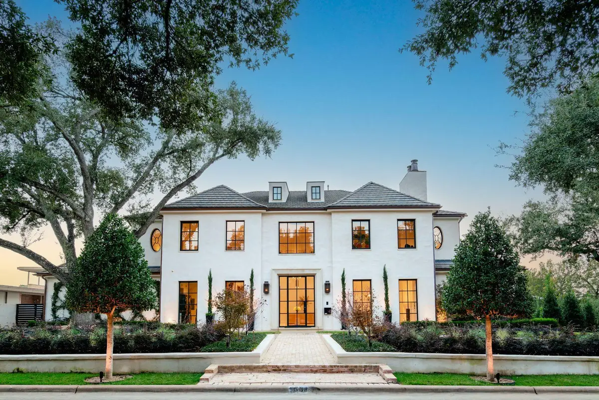 3701 Eastledge Dr, Austin, TX 78731 - #1