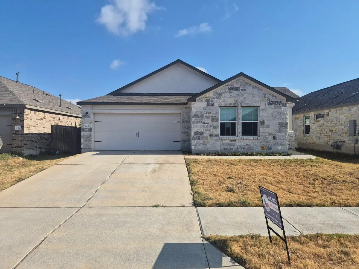 325 Arnage Dr, Hutto, TX 78634 - #1