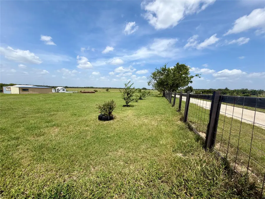 441 Molasses Rd, Dale, TX 78616 - #2