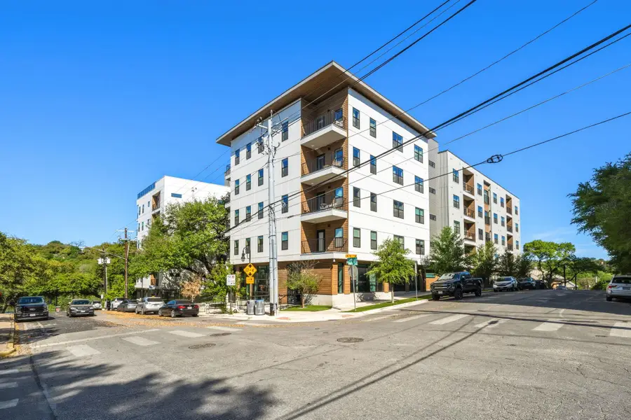 2500 Longview St #300, Austin, TX 78705 - #2