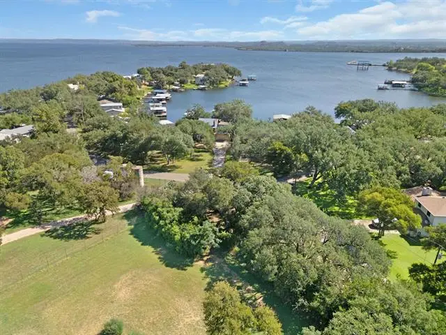 401 Island Lodges Dr, Buchanan Dam, TX 78609 - Image #1