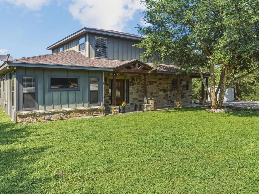 104 Wood Duck Ln, Paige, TX 78659 - #2