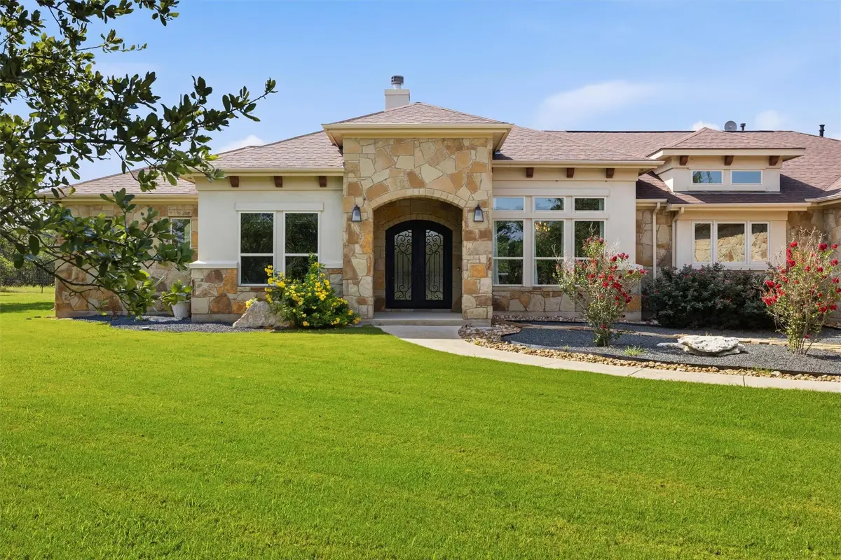 812 Jennings Branch Rd, Georgetown, TX 78633 - #1