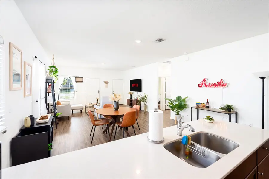 7120 Tonka Ln, Austin, TX 78744 - Image #2