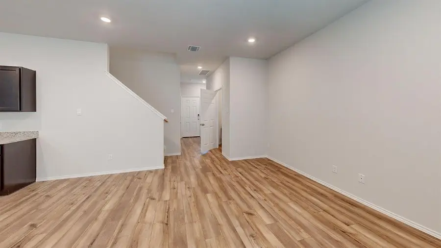 370 Dobson Dr, Killeen, TX 76542 - Image #3