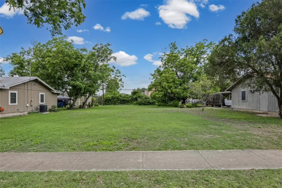 1209 Barbara Dr, San Marcos, TX 78666 - #2