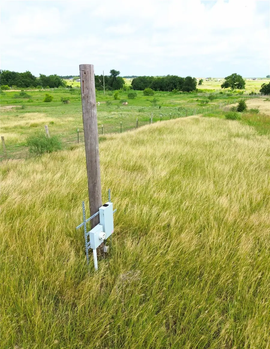 1745 County Road 466 Rd, Elgin, TX 78621 - #2