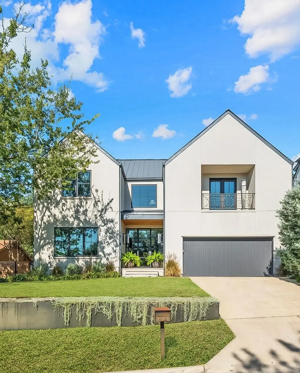 3621 Peregrine Falcon Dr, Austin, TX 78746 - #1