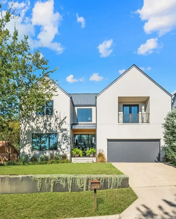 3621 Peregrine Falcon Dr, Austin, TX 78746