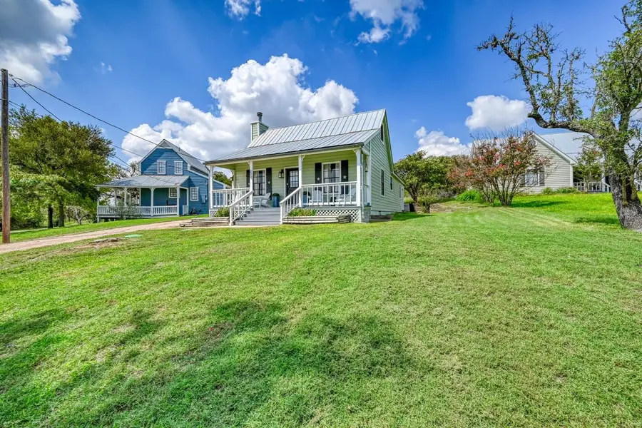 229 Sunday Cir, Fredericksburg, TX 78624 - #3