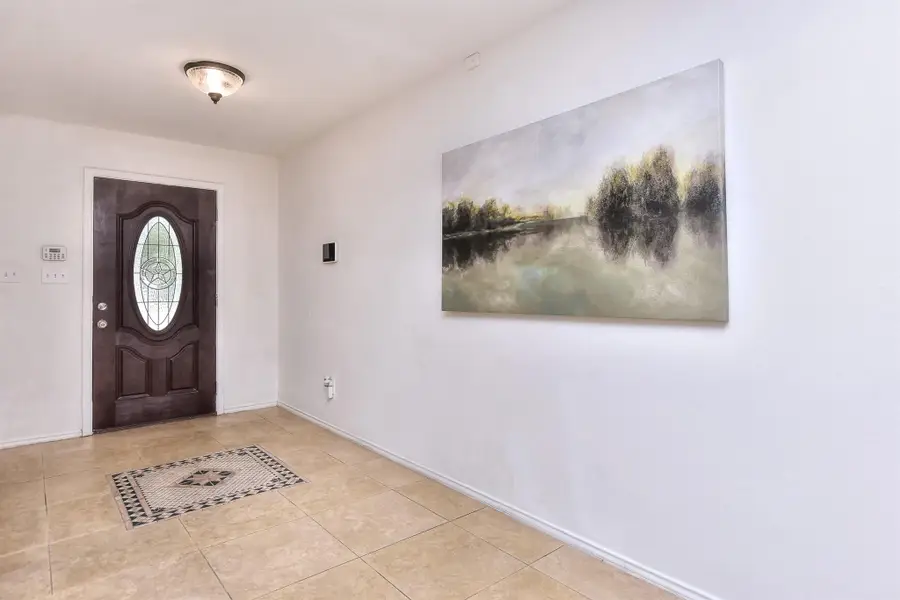 19921 San Chisolm Dr, Round Rock, TX 78664 - #3