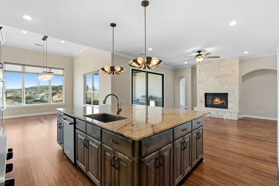 203 Serene Hilltop Cir, Lakeway, TX 78738 - Image #3