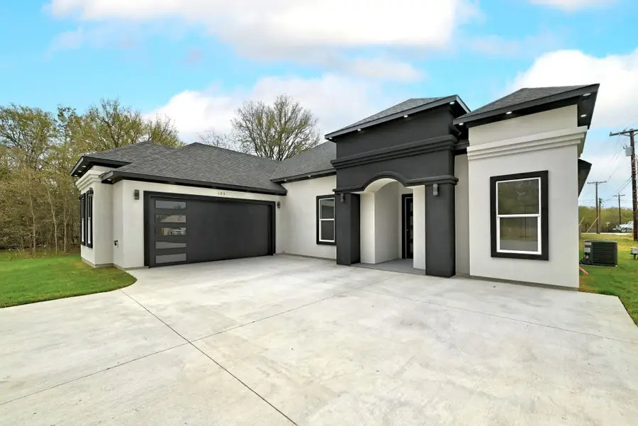 103 Kawainui Ln, Bastrop, TX 78602 - Image #2