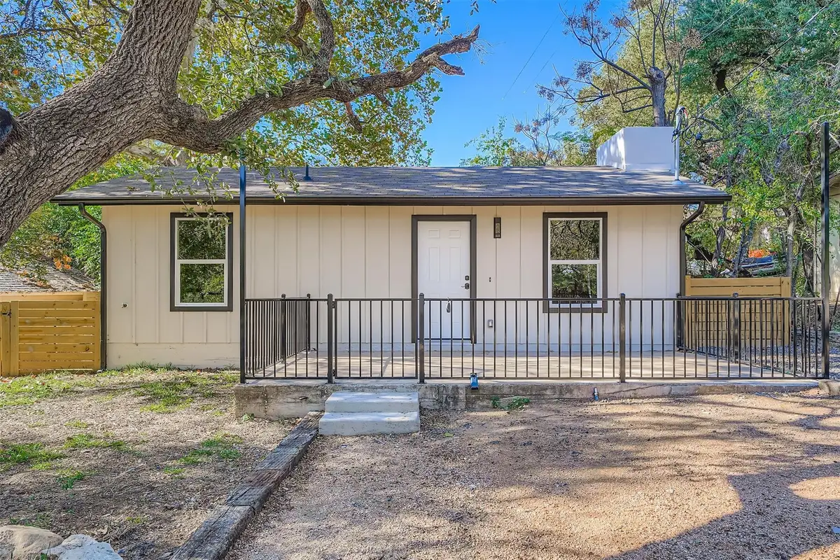 10710 Crestview Dr, Jonestown, TX 78645 - Image #1