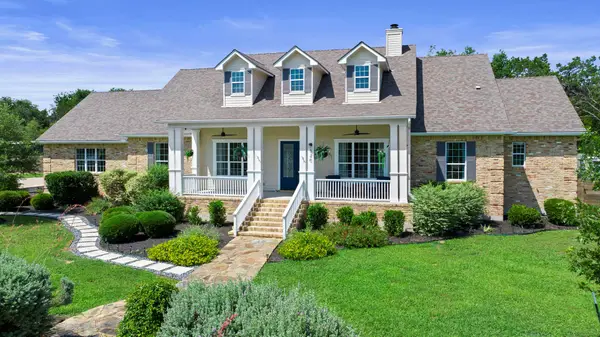 520 Goodnight Trl, Dripping Springs, TX 78620
