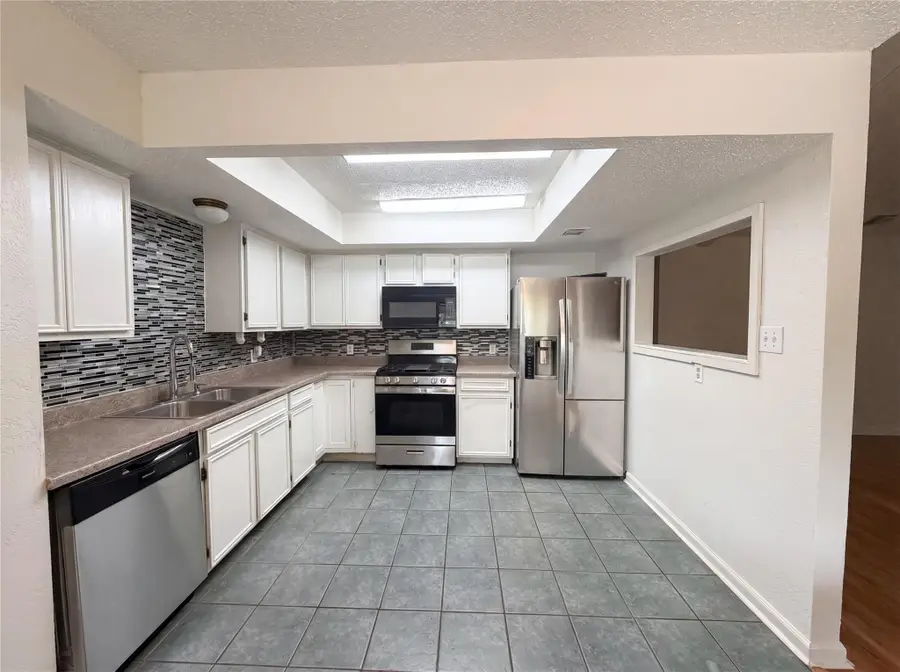 1803 Frontier Trl, Round Rock, TX 78681 - #2