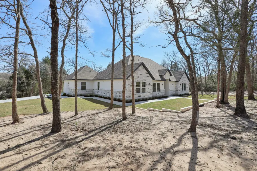 111 Kingwood Dr, Elgin, TX 78621 - #3