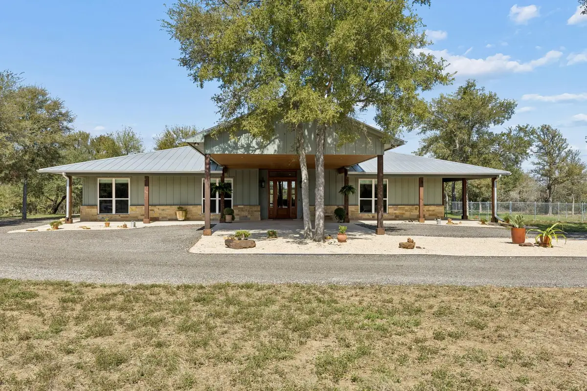 3353 Fm 535, Red Rock, TX 78662 - #1