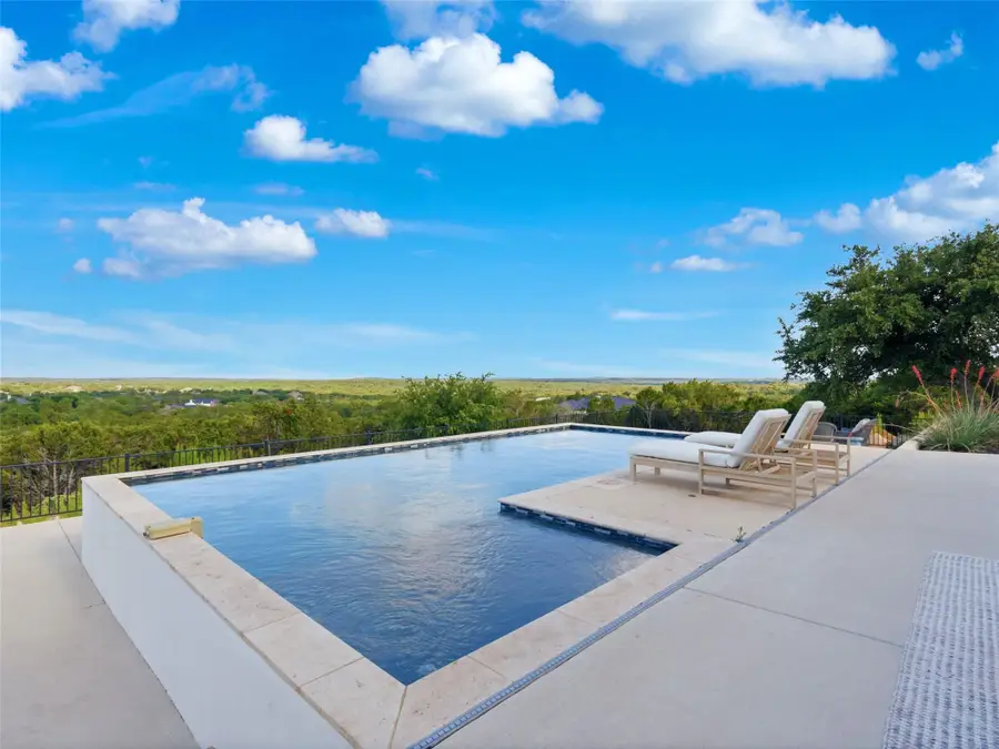 5857 Verden Rdg, New Braunfels, TX 78132 - #2