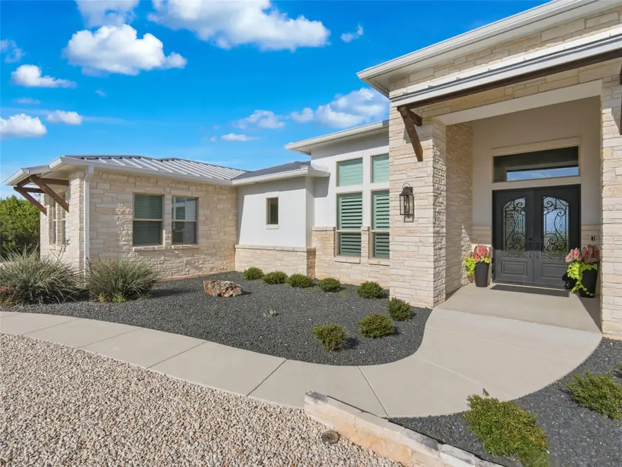 5857 Verden Rdg, New Braunfels, TX 78132 - #3