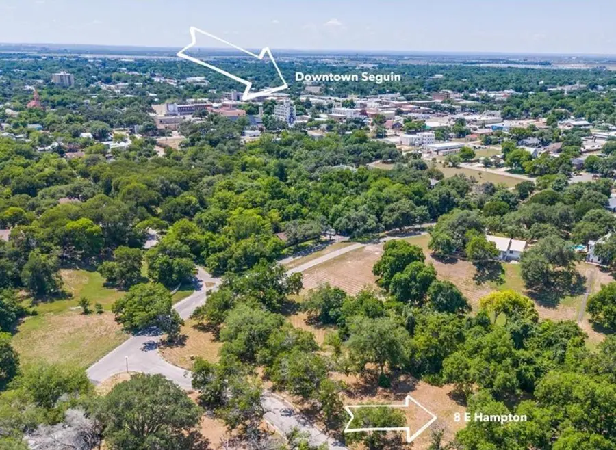 8 E Hampton Dr, Seguin, TX 78155 - Image #2