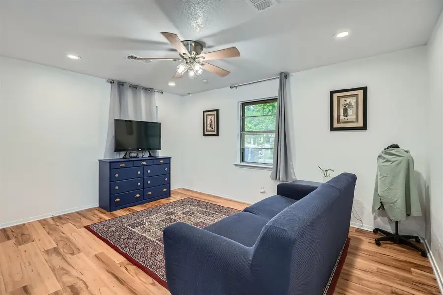 207 Rowland Dr, Austin, TX 78745 - #2