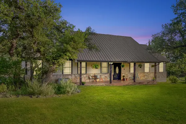 500 Deer Creek Dr, San Marcos, TX 78666