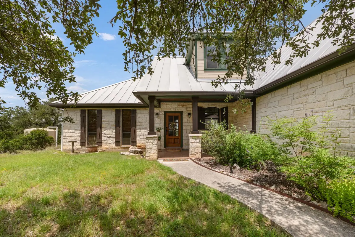 544 River View Dr, Johnson City, TX 78636 - #1