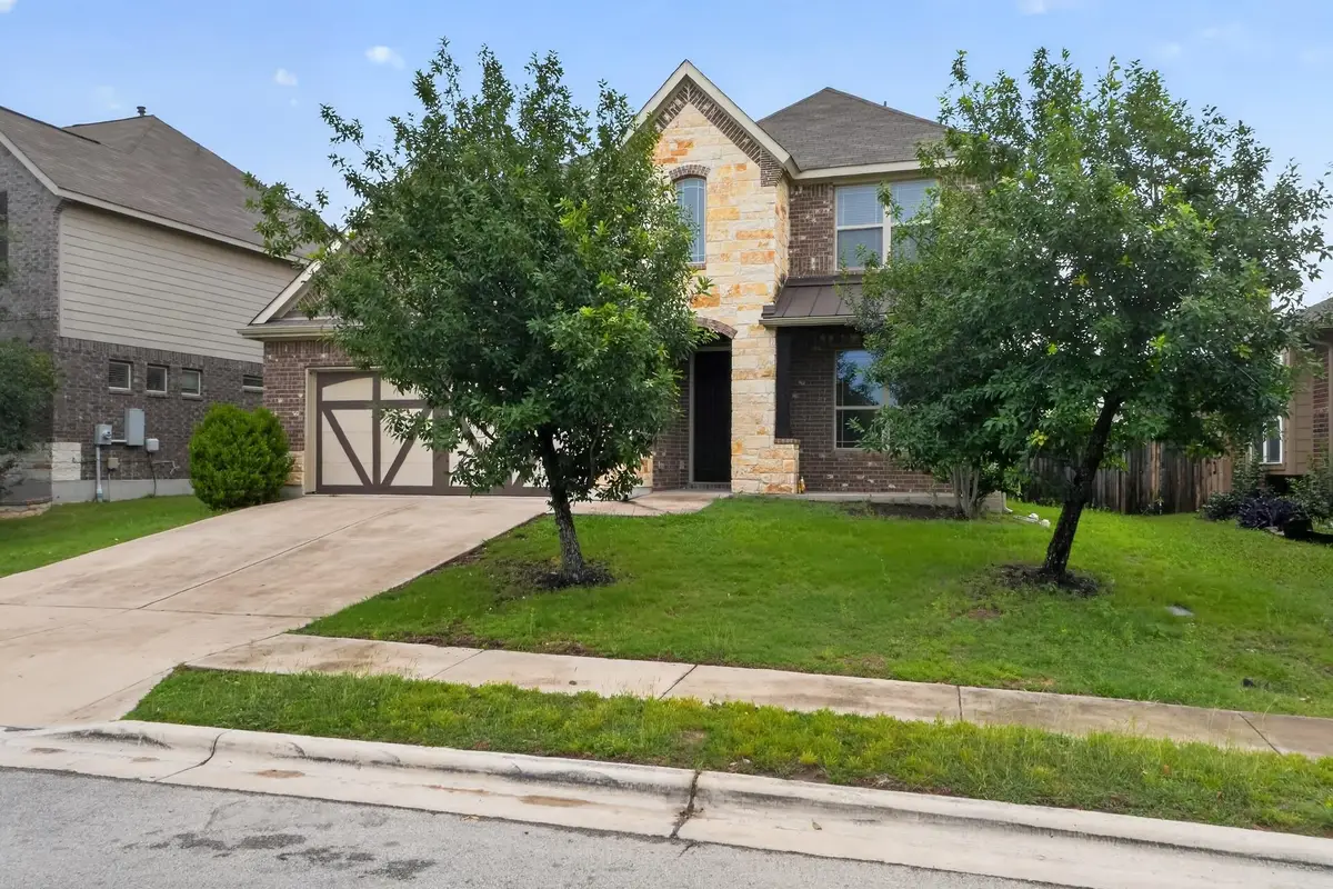 348 Vista Gardens Dr, Buda, TX 78610 - #1