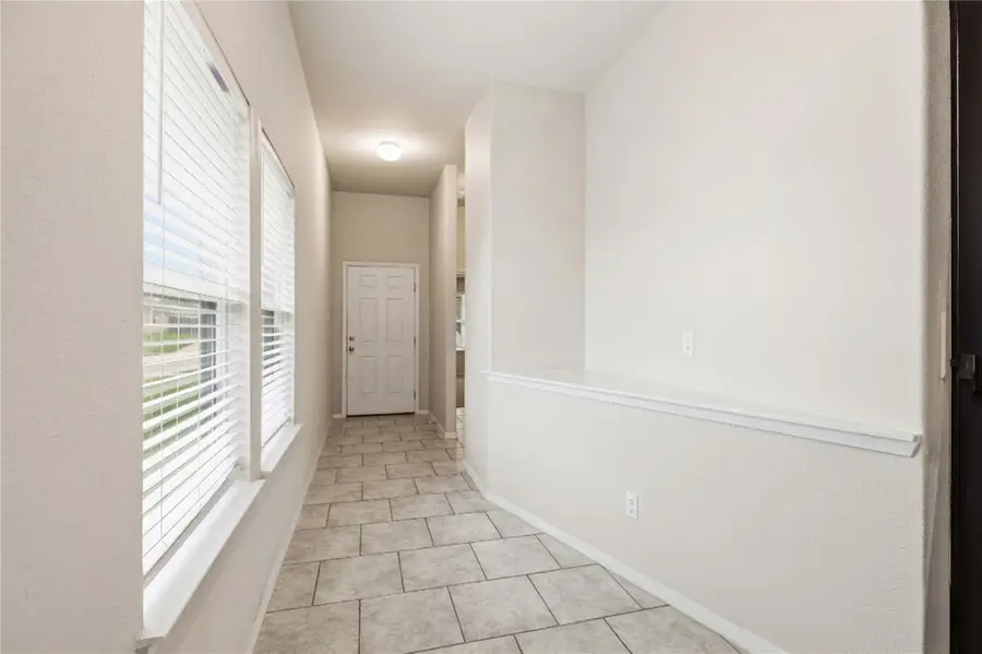 107 Saranac Dr, Elgin, TX 78621 - #2