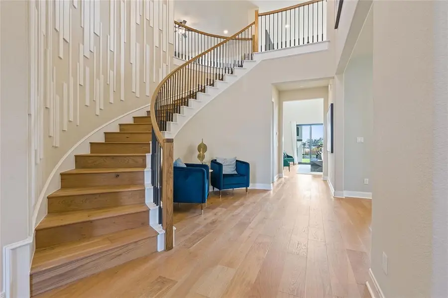 1300 Shelby Ln, Georgetown, TX 78628 - #2