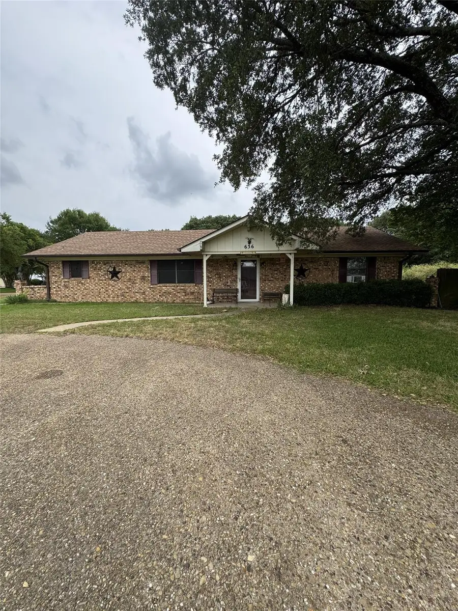 636 E Kempner St, Mabank, TX 75147 - #2