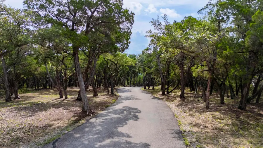 105 N Angel Light Dr, Spicewood, TX 78669 - #2