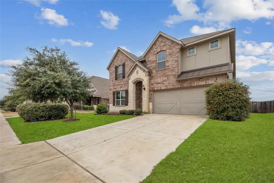 405 Farm Creek Dr, Hutto, TX 78634 - #3