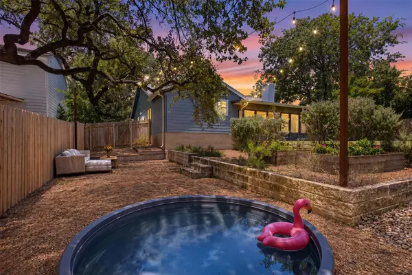 7703 Keswick Dr, Austin, TX 78745