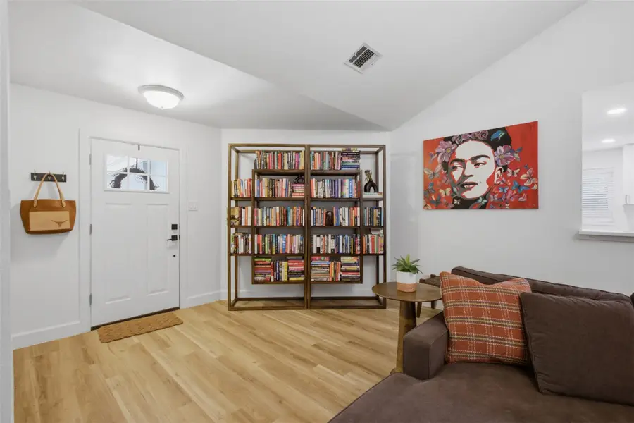 7703 Keswick Dr, Austin, TX 78745 - #3
