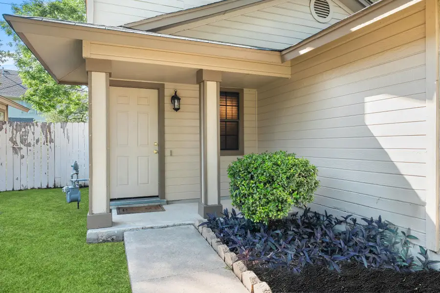 12918 Humphrey Dr, Austin, TX 78729 - #3