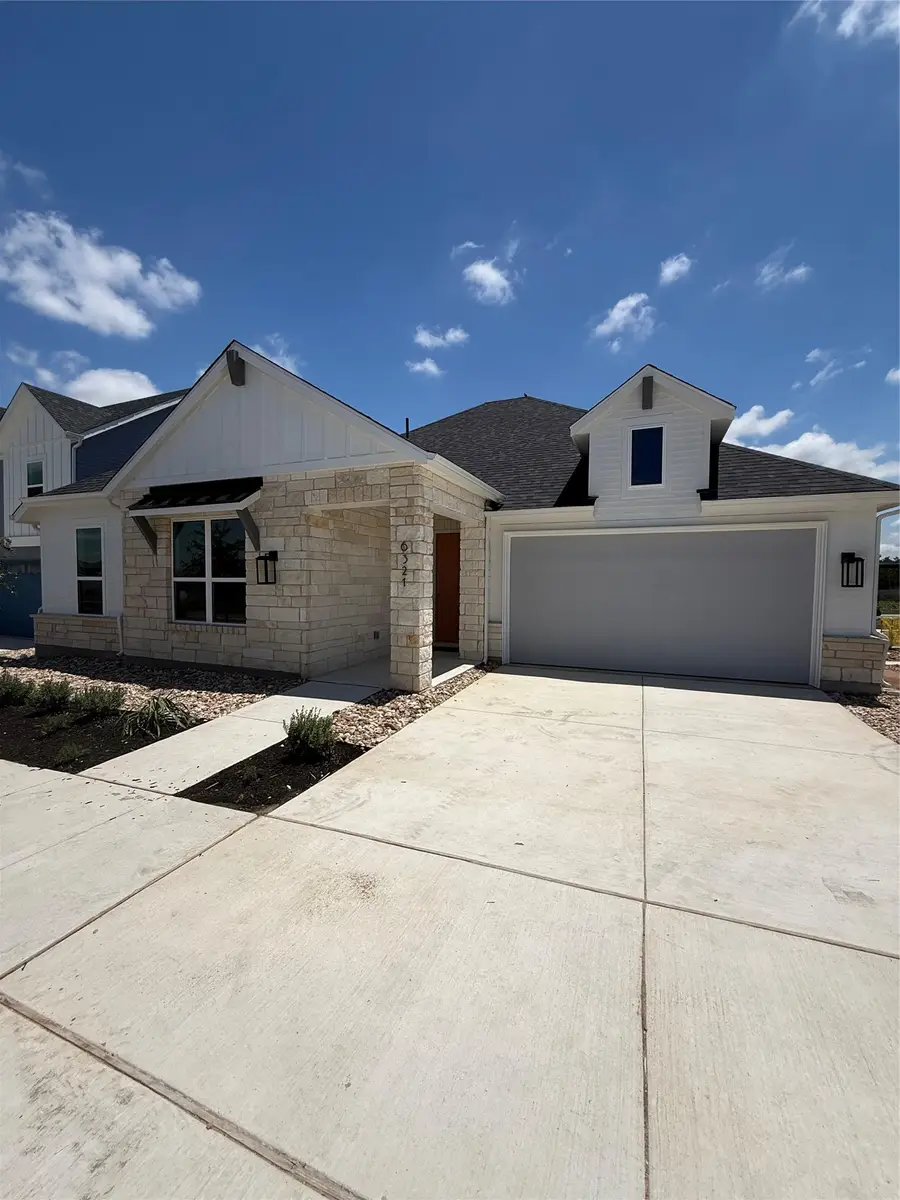 6321 Mcmurtry St, Austin, TX 78747 - #3
