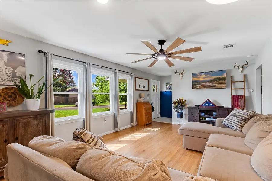 508 Ave G, Marble Falls, TX 78654 - Image #2