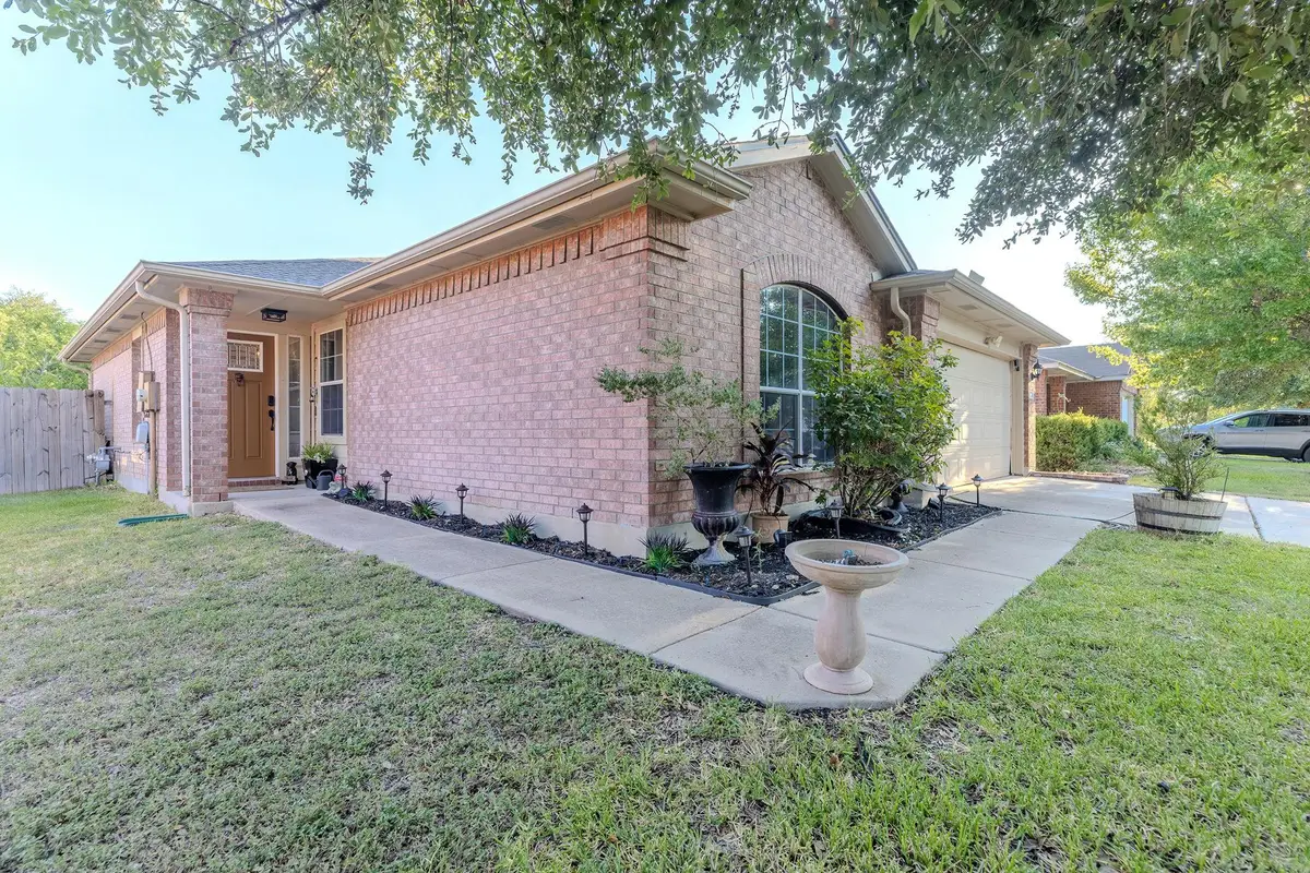 3133 Clinton Pl, Round Rock, TX 78665 - #1