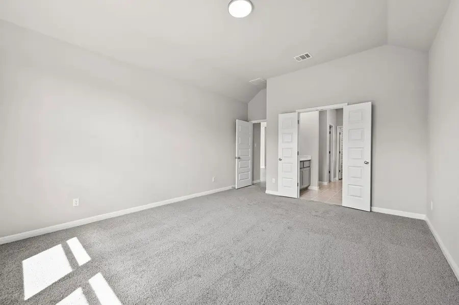 216 Hornet St, Elgin, TX 78621 - #2