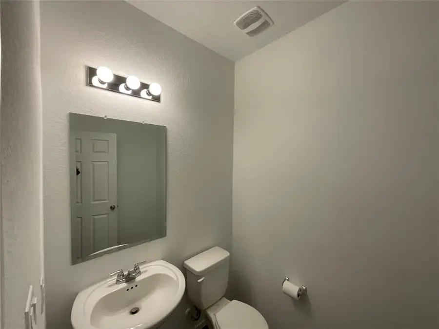 128 Banyon Dr, Liberty Hill, TX 78642 - #3