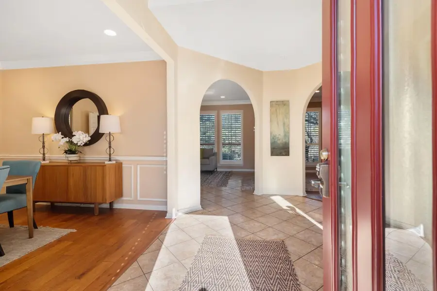 10304 Ember Glen Dr, Austin, TX 78726 - Image #2