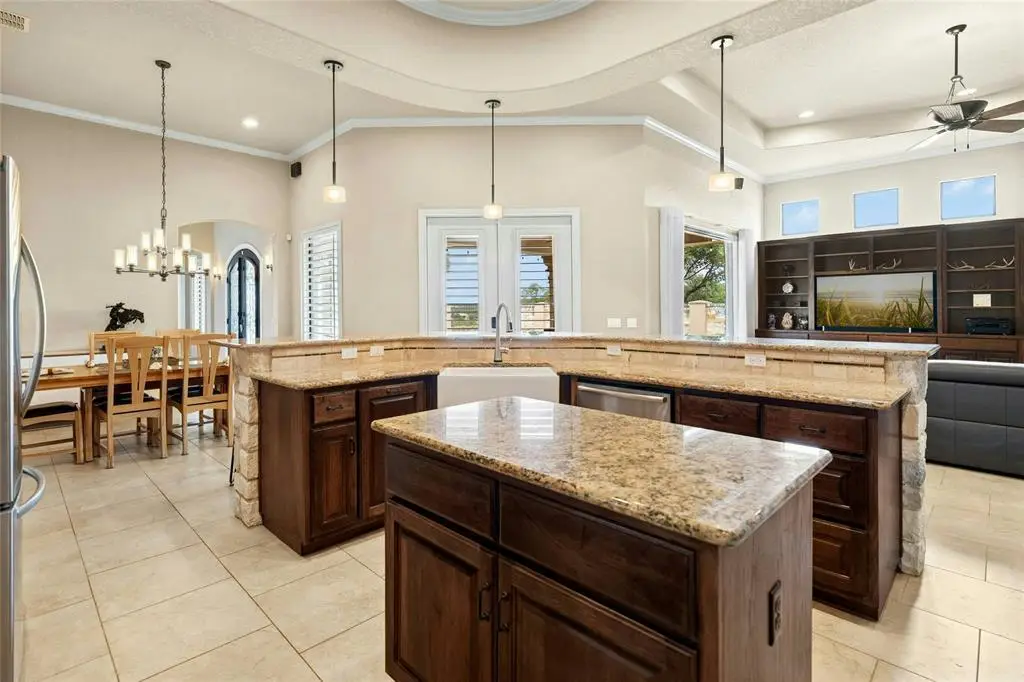 1073 Las Brisas Dr, Canyon Lake, TX 78133 - Image #1