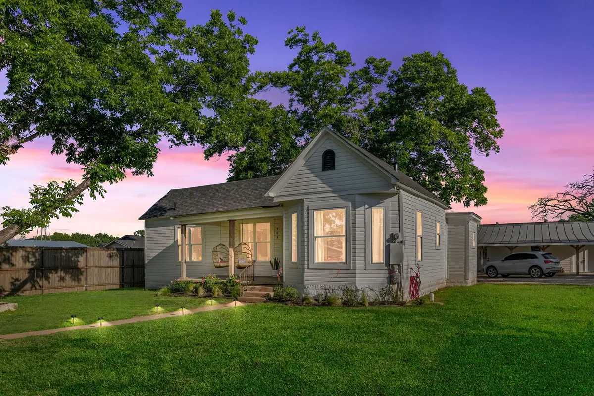 703 E Highway St, Fredericksburg, TX 78624 - Image #1